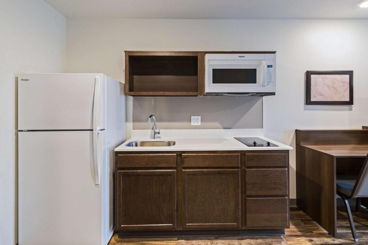 Woodspring Suites Davenport Quad Cities Εξωτερικό φωτογραφία