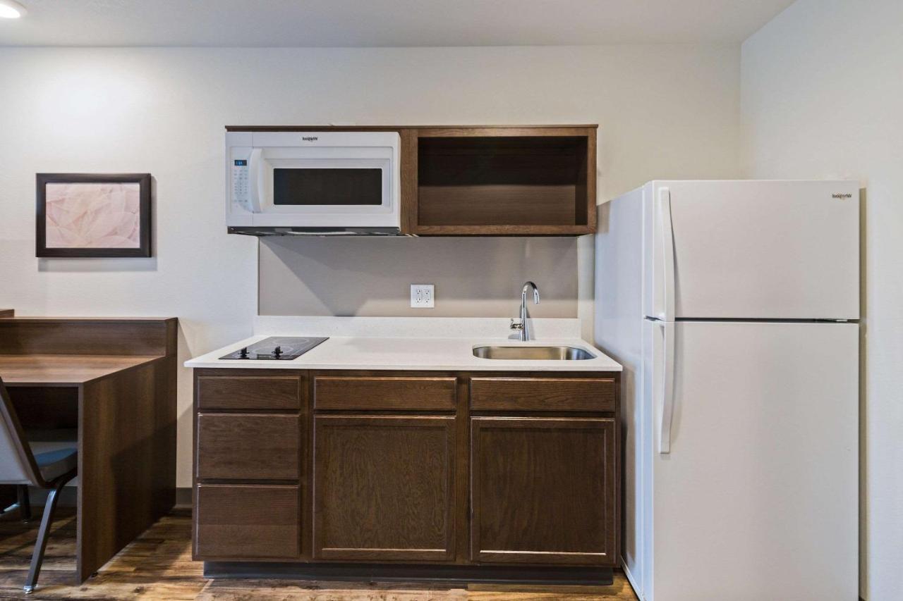 Woodspring Suites Davenport Quad Cities Εξωτερικό φωτογραφία